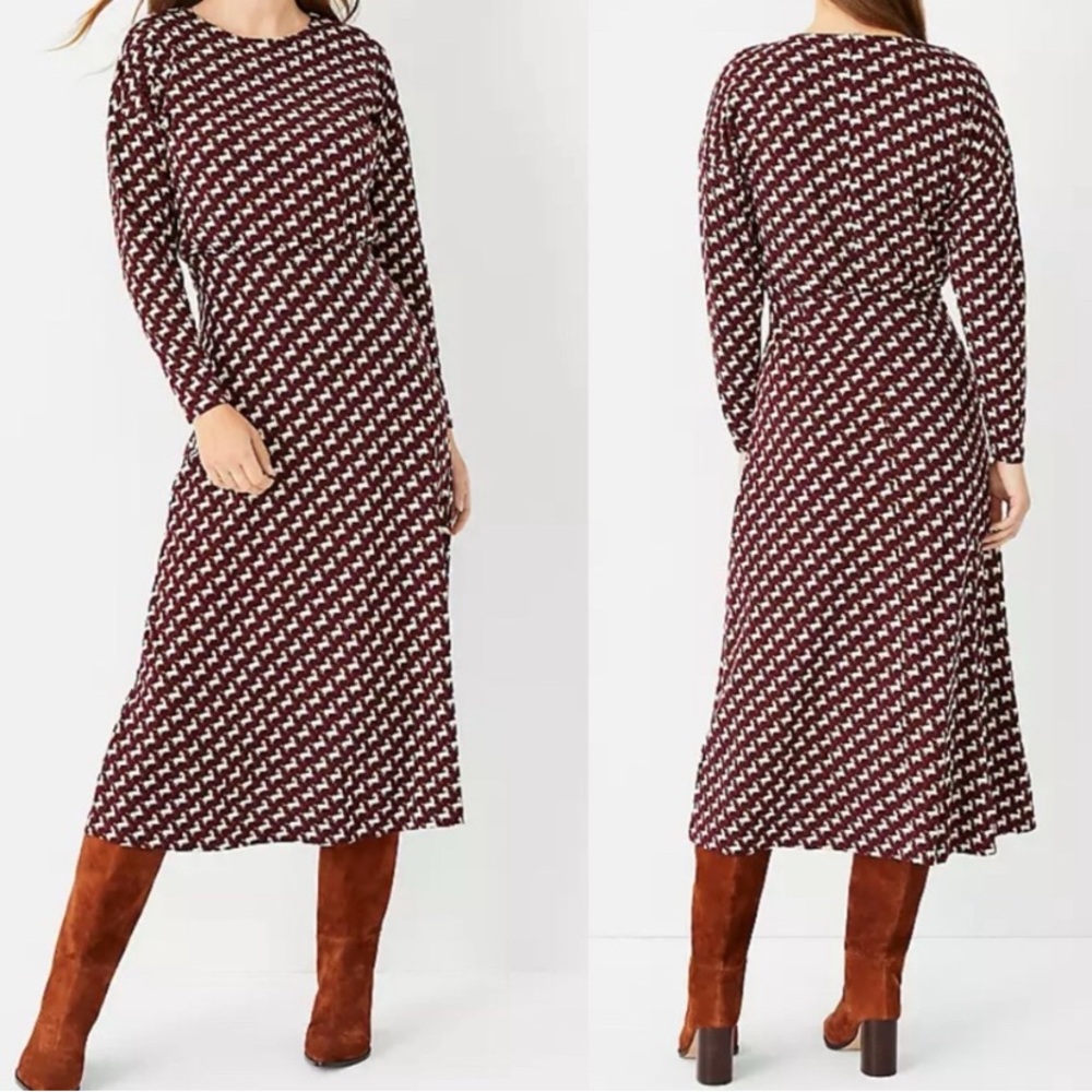 Ann Taylor HORSE PRINT BLOUSON MIDI DRESS IN SMOKED GARNET